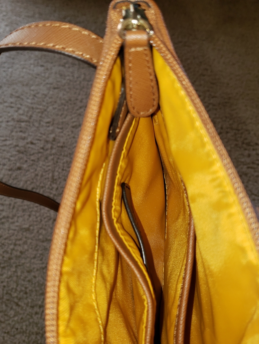 Michael Kors Crossbody - Picture 11 of 11